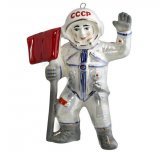 Ёлочная игрушка "Космонавт с флагом" (Фарфоровая мануфактура СПб)